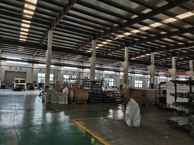 坦直工业园区独栋厂房出租五金加工仓库铝合金门窗冷链配送加工等